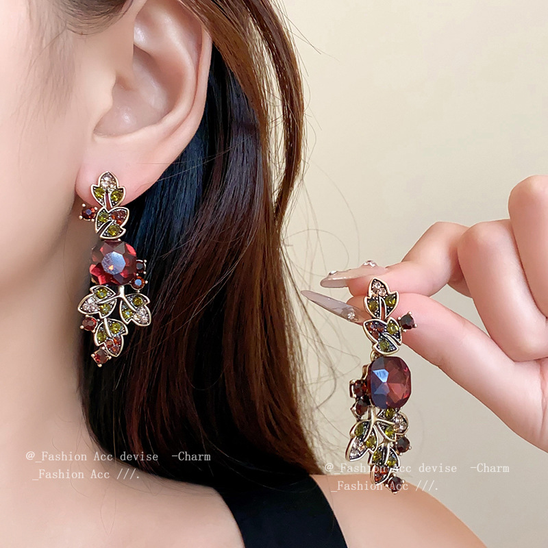 Artistic Retro Necklace Earrin - огляд і ціна Badminton Victory