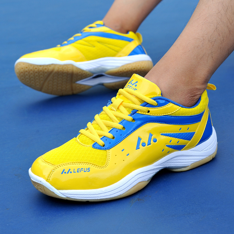 New Badminton Shoes Profession - огляд і ціна Badminton Umpire